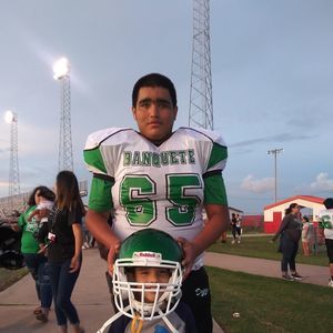 Meet your Posher, Resendez